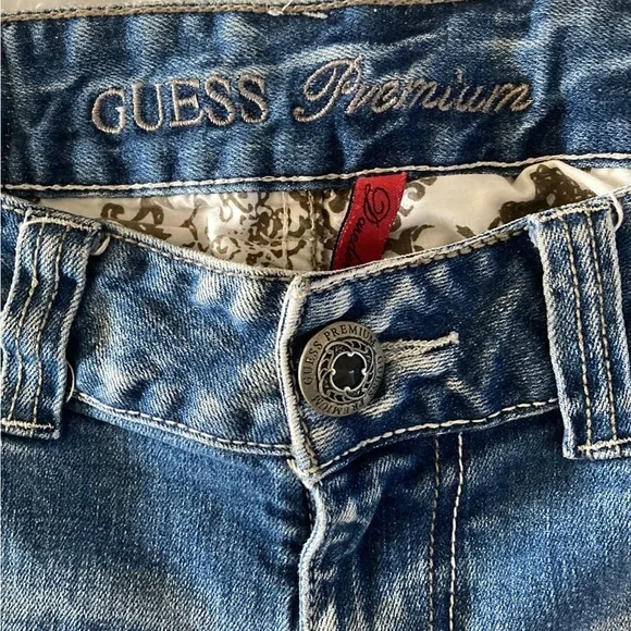 GUESS Premium blue denim studded shorts cutoffs - Picture 7 of 10